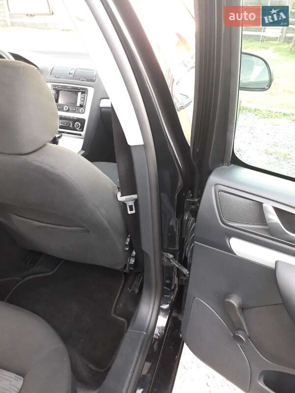 Универсал Skoda Octavia 2011 в Радехове фото 21 Универсал Skoda Octavia 2011 в Радехове