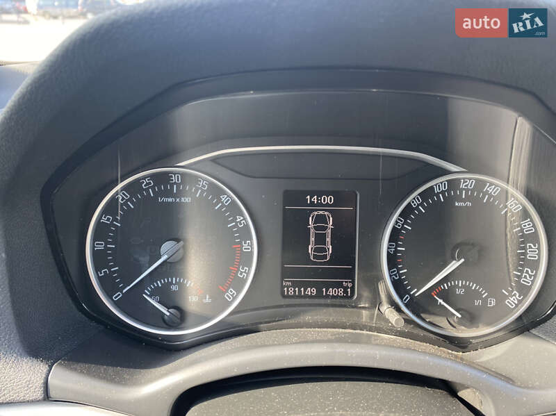 Универсал Skoda Octavia 2012 в Черновцах