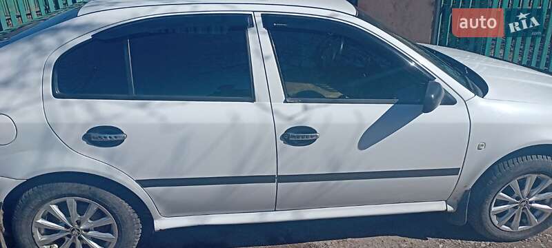 Лифтбек Skoda Octavia 2003 в Онуфриевке фото 12 Лифтбек Skoda Octavia 2003 в Онуфриевке