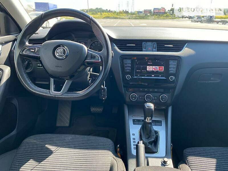 Универсал Skoda Octavia 2016 в Николаеве