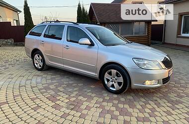 Універсал Skoda Octavia 2011 в 