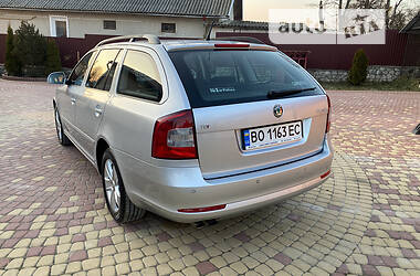 Універсал Skoda Octavia 2011 в 