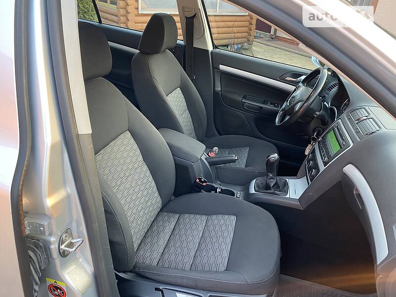 Универсал Skoda Octavia 2011 в Тернополе