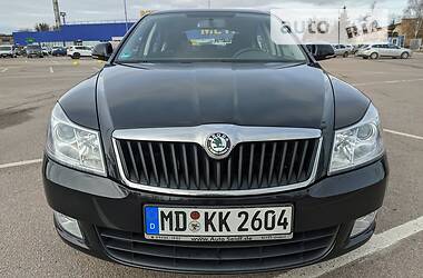 Седан Skoda Octavia 2010 в 