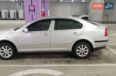 Хэтчбек Skoda Octavia 2005 в Киеве