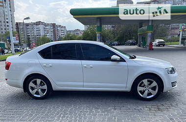 Лифтбек Skoda Octavia 2016 в Львове