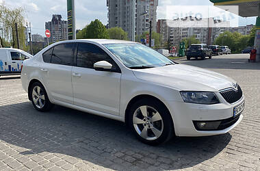 Лифтбек Skoda Octavia 2016 в Львове