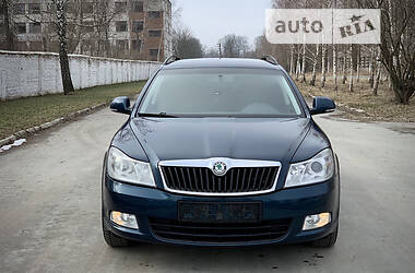 Універсал Skoda Octavia 2012 в Житомирі