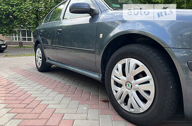 Лифтбек Skoda Octavia 2005 в Луцке