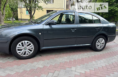 Лифтбек Skoda Octavia 2005 в Луцке