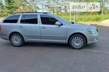 Универсал Skoda Octavia 2011 в Рожнятове