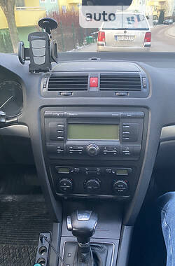 Лифтбек Skoda Octavia 2006 в 