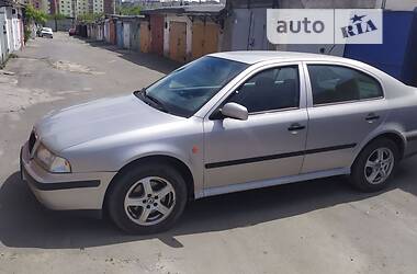 Седан Skoda Octavia 2000 в Хмельницком