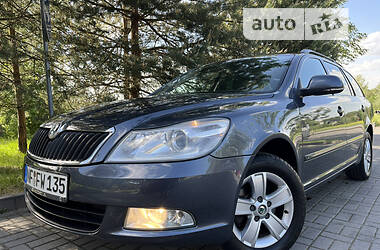 Універсал Skoda Octavia 2010 в Дрогобичі