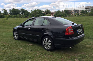 Седан Skoda Octavia 2005 в 