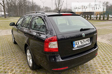 Универсал Skoda Octavia 2011 в 