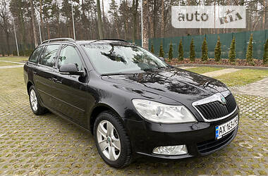 Универсал Skoda Octavia 2011 в 