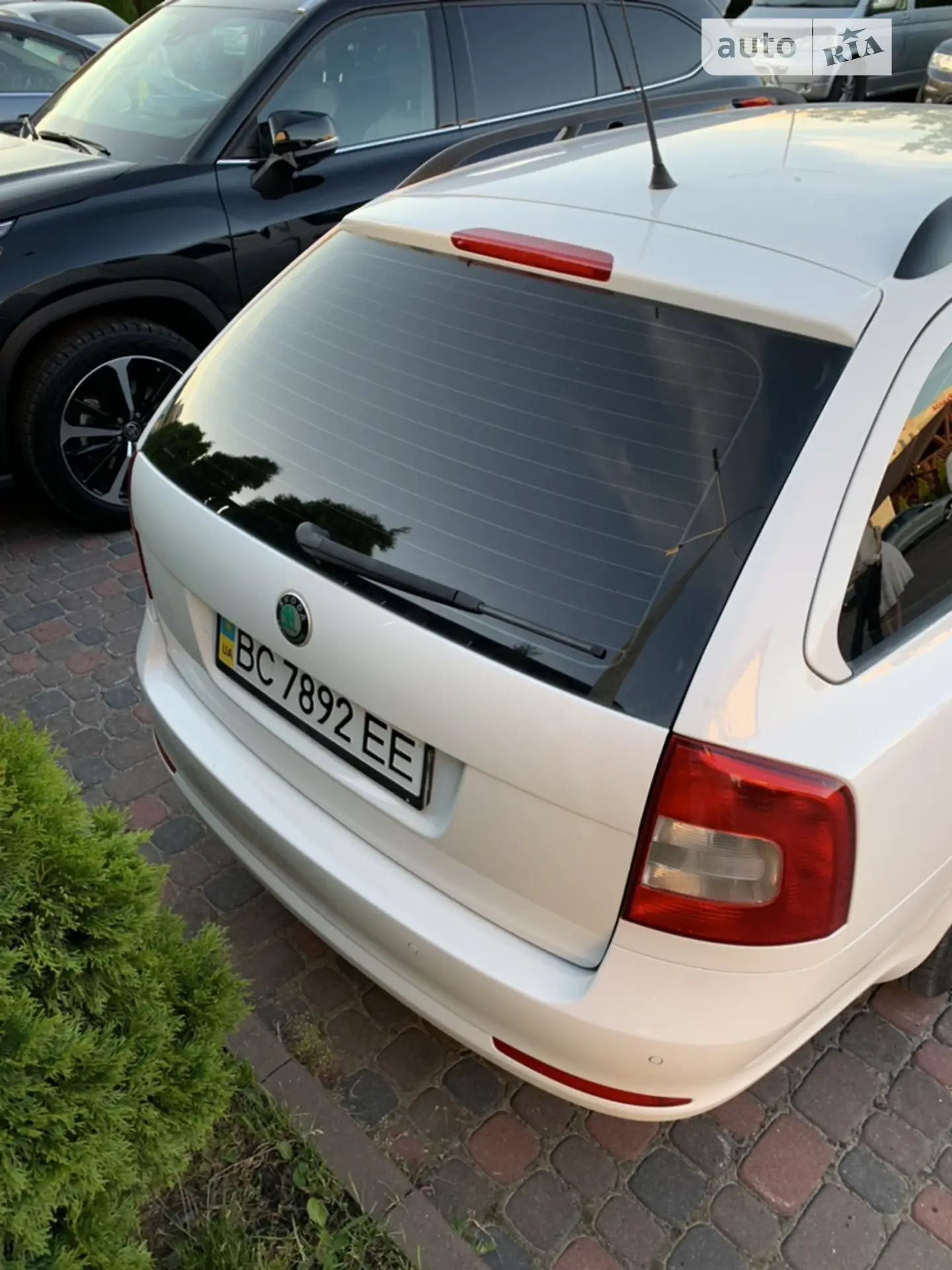 2011 Skoda Octavia - мініатюра 2