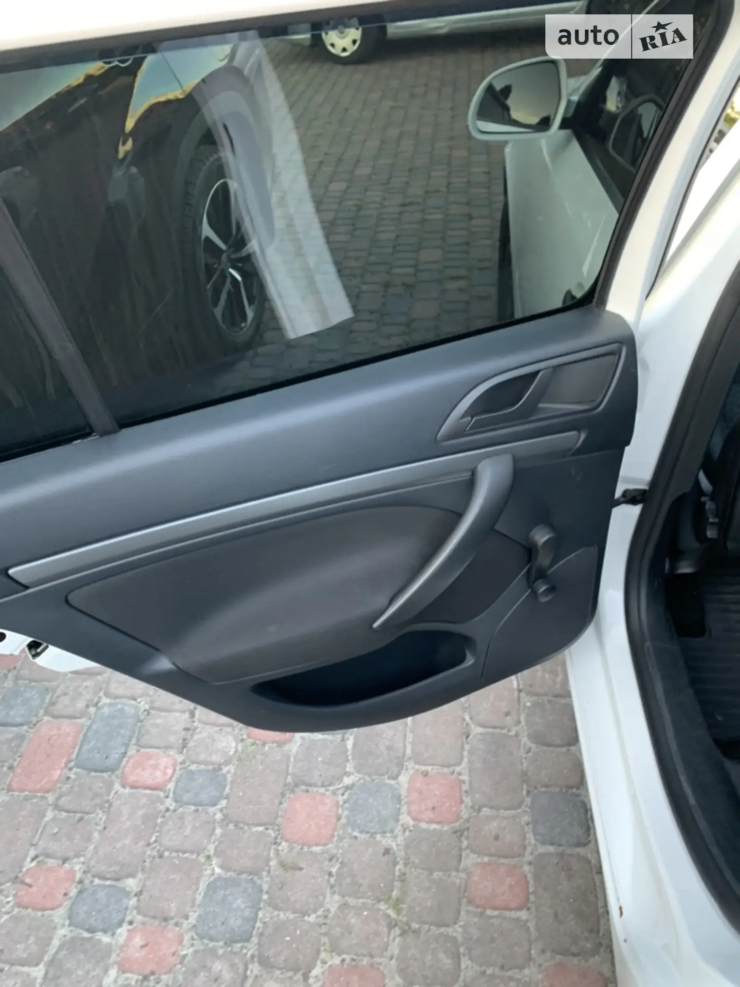 2011 Skoda Octavia - мініатюра 6