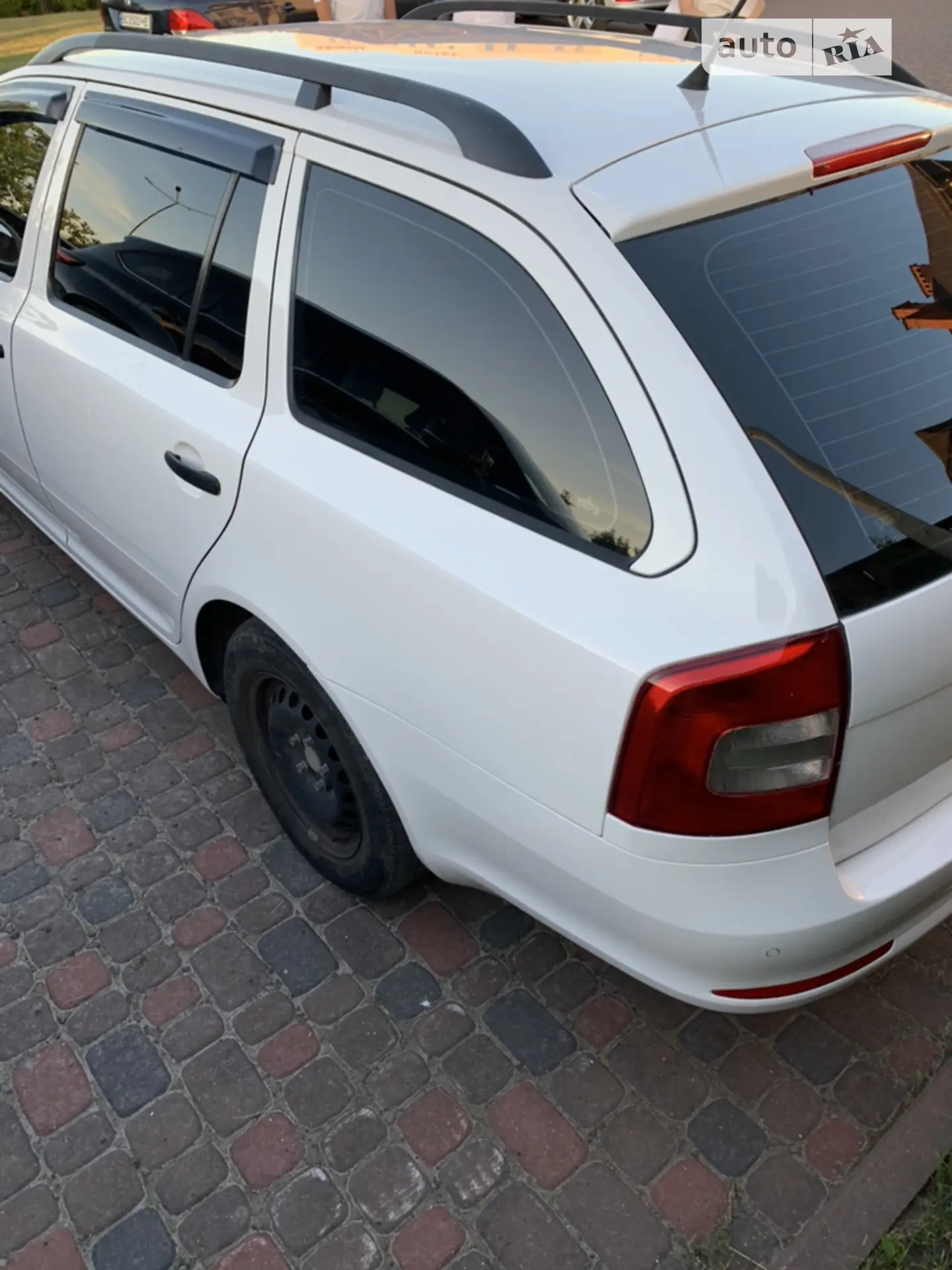 2011 Skoda Octavia - мініатюра 9