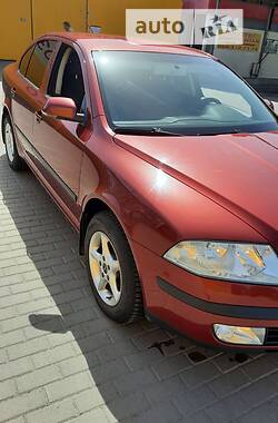 Ліфтбек Skoda Octavia 2004 в 
