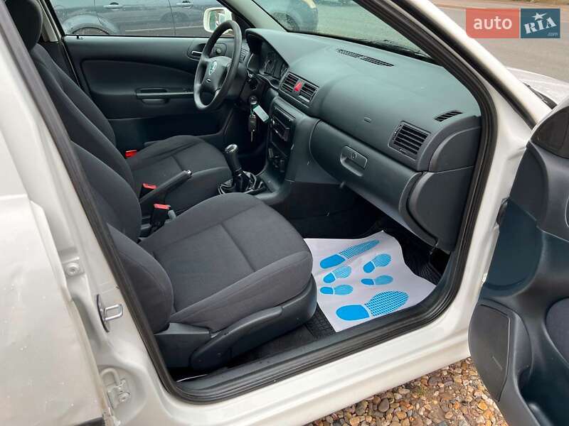 Лифтбек Skoda Octavia 2009 в Кривом Роге