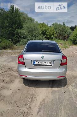 Седан Skoda Octavia 2011 в Зміїві