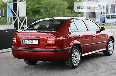 Хэтчбек Skoda Octavia 2002 в Дубно