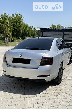 Лифтбек Skoda Octavia 2014 в Хмельницком