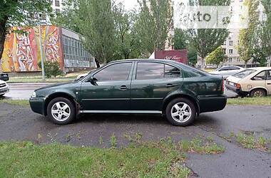 Лифтбек Skoda Octavia 2002 в Киеве