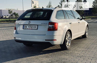 Універсал Skoda Octavia 2017 в 