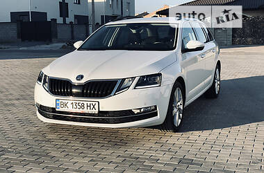 Універсал Skoda Octavia 2017 в 