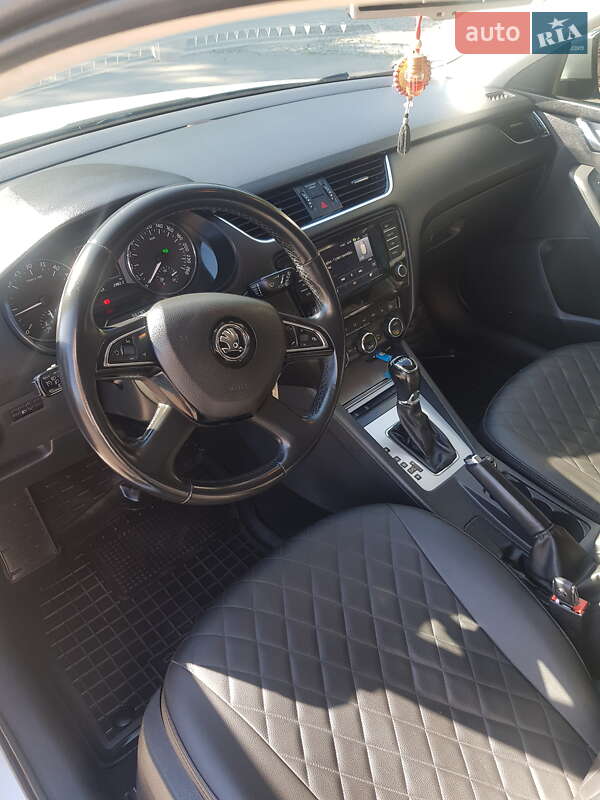 Универсал Skoda Octavia 2015 в Виннице
