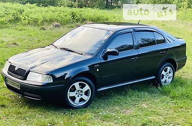 Хэтчбек Skoda Octavia 2004 в 