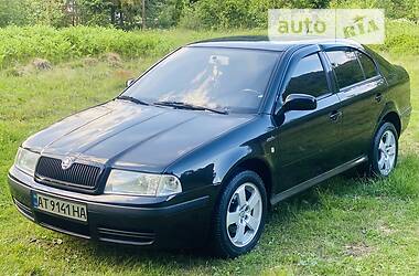Хэтчбек Skoda Octavia 2004 в 