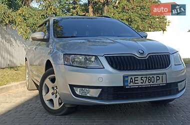 Універсал Skoda Octavia 2013 в Дніпрі