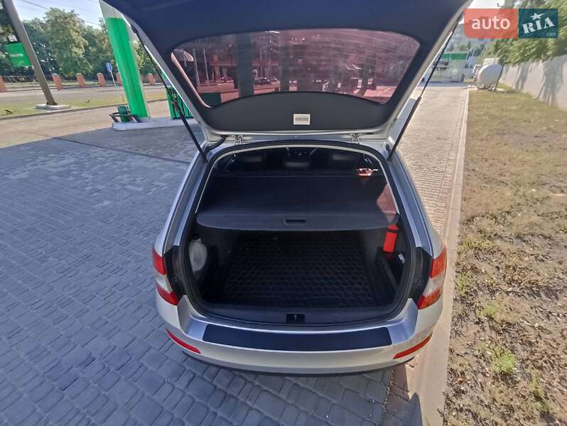 Універсал Skoda Octavia 2013 в Дніпрі