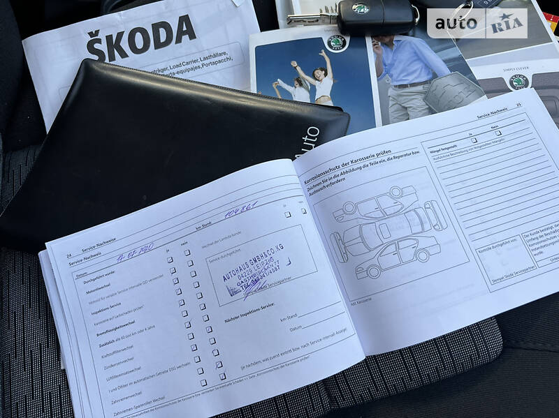 Хетчбек Skoda Octavia 2010 в Житомирі