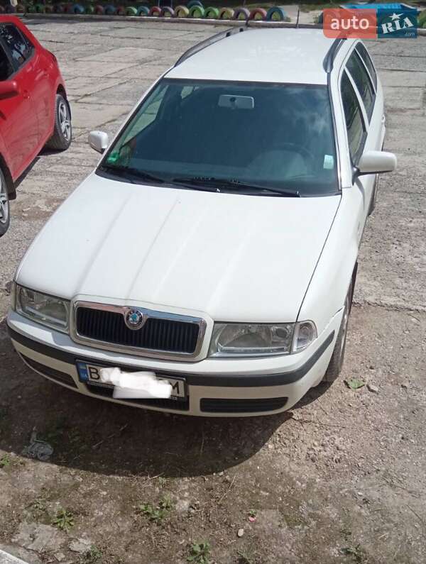 Універсал Skoda Octavia 2003 в Копичинці