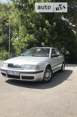 Лифтбек Skoda Octavia 2003 в Днепре