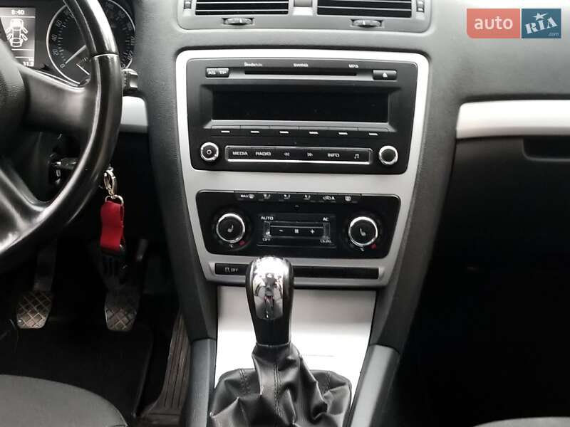 Універсал Skoda Octavia 2010 в Теребовлі фото 9 Універсал Skoda Octavia 2010 в Теребовлі
