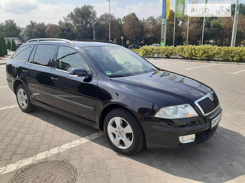 Лифтбек Skoda Octavia 2005 в 