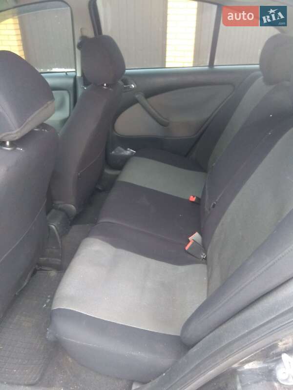 Лифтбек Skoda Octavia 2006 в Броварах