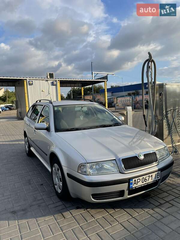 Универсал Skoda Octavia 2003 в Запорожье