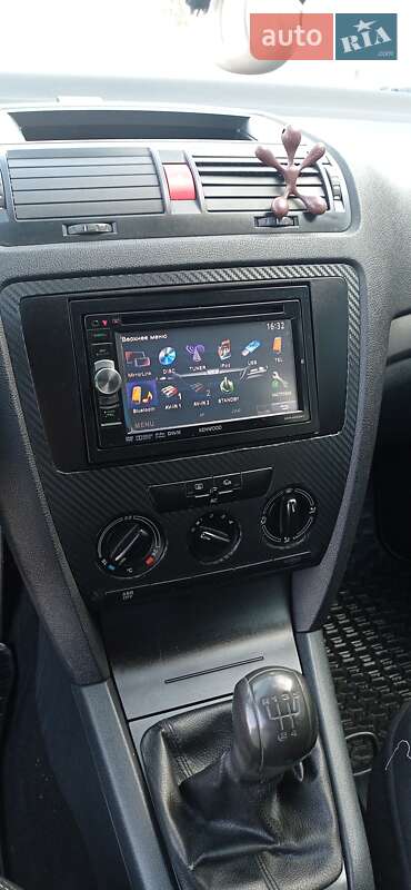 Лифтбек Skoda Octavia 2006 в Ладыжине