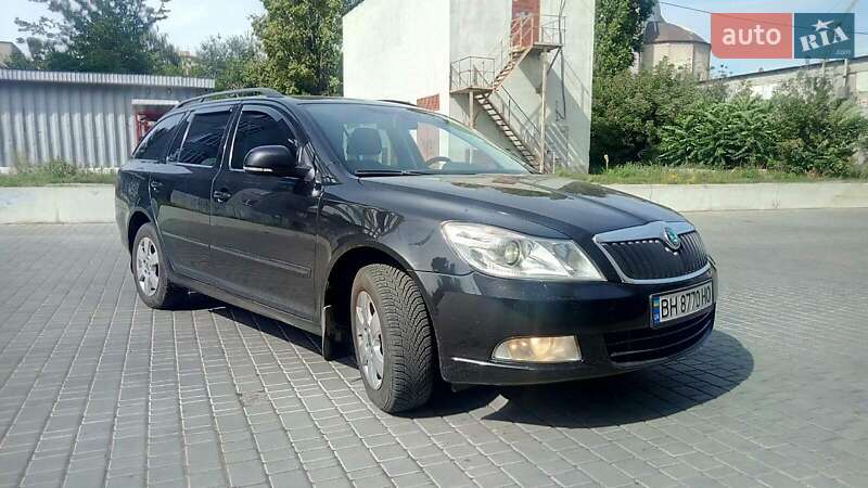 Універсал Skoda Octavia 2012 в Одесі