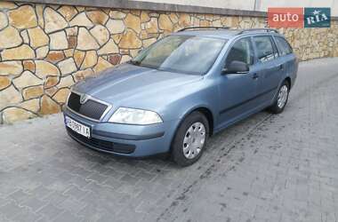 Универсал Skoda Octavia 2012 в Могилев-Подольске