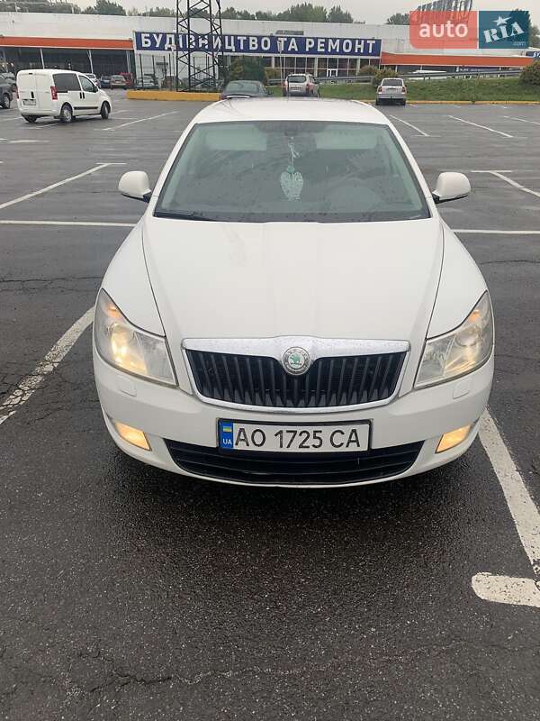 Универсал Skoda Octavia 2011 в Ужгороде