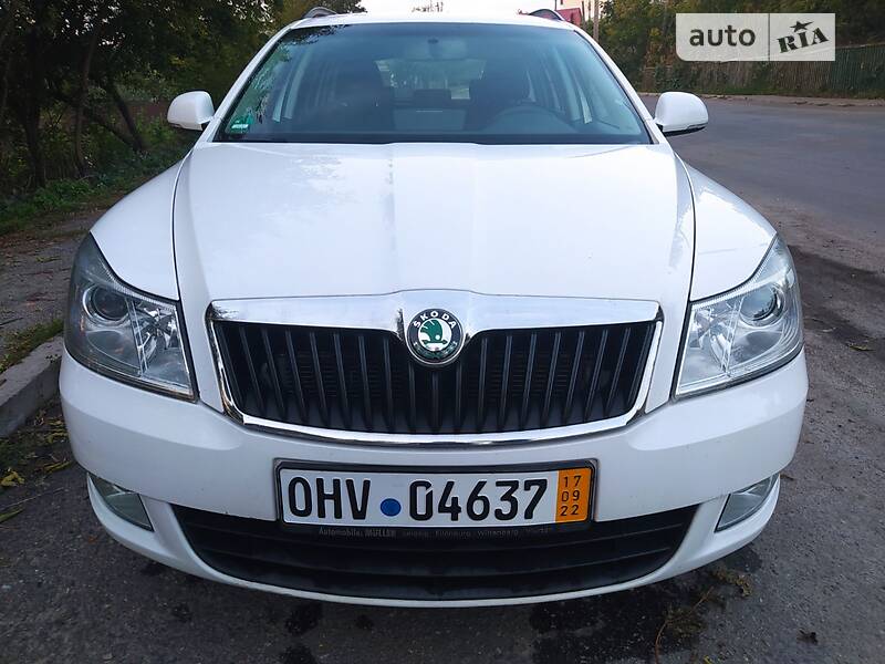 Универсал Skoda Octavia 2011 в 