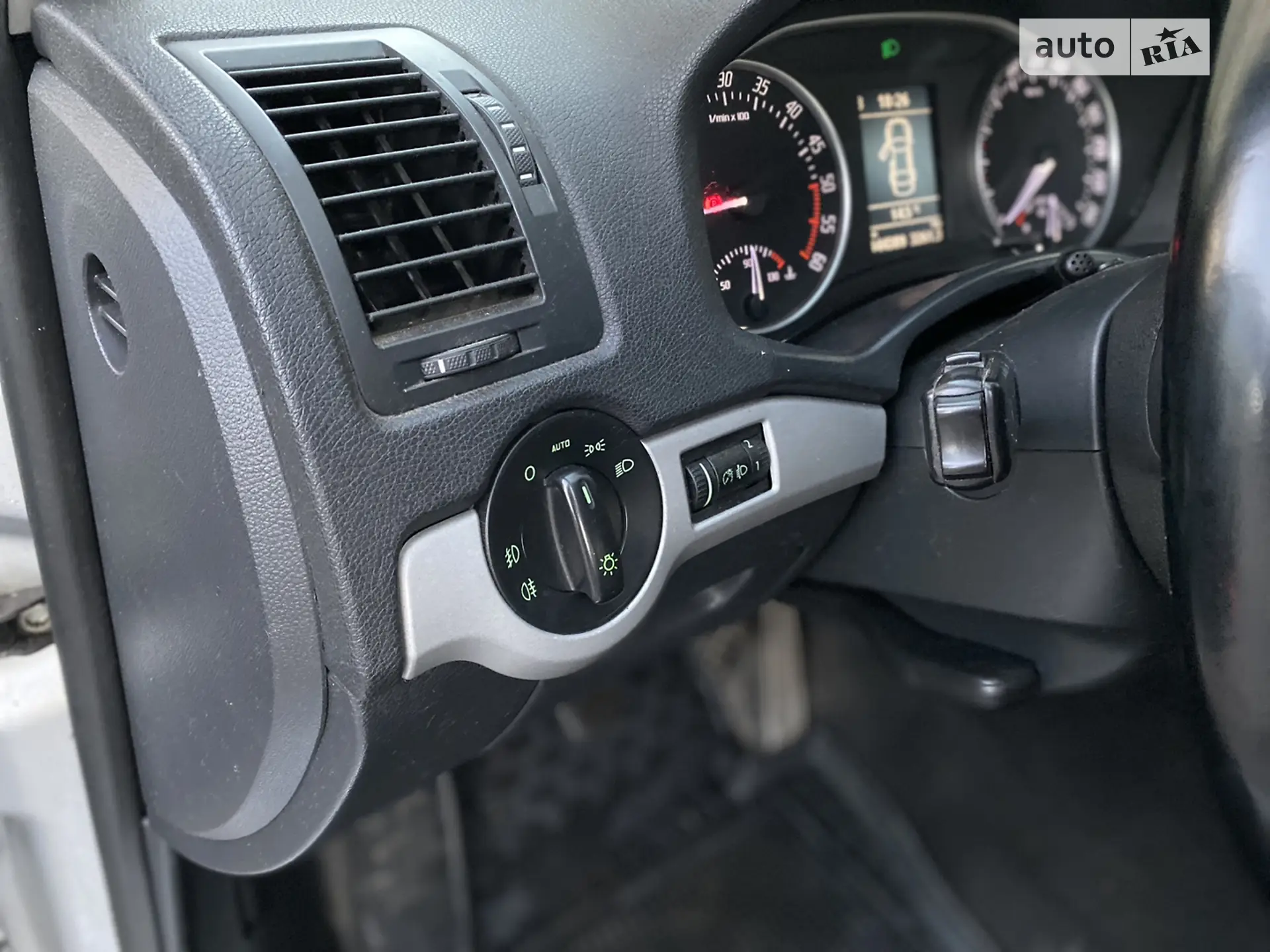 2012 Skoda Octavia - мініатюра 7